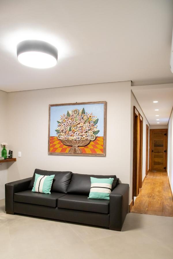 Espaco 250 - Apto Mobiliado, 3 Quartos, Sendo Uma Suite, Banheiro Social, Cozinha Completa, Sala De Estar, Ar Condicionado, Tv E Internet تيرادينتيس المظهر الخارجي الصورة