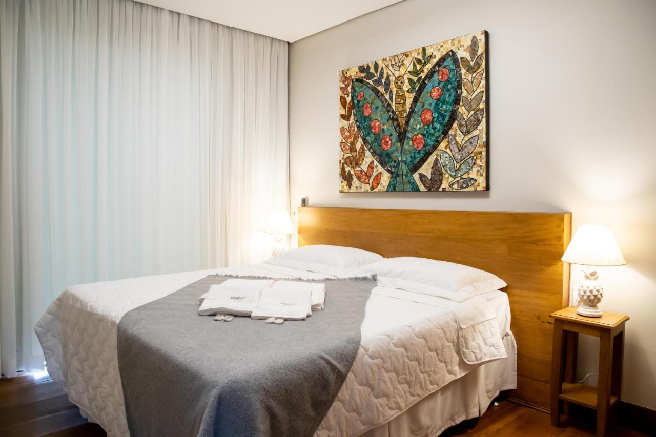 Espaco 250 - Apto Mobiliado, 3 Quartos, Sendo Uma Suite, Banheiro Social, Cozinha Completa, Sala De Estar, Ar Condicionado, Tv E Internet تيرادينتيس المظهر الخارجي الصورة