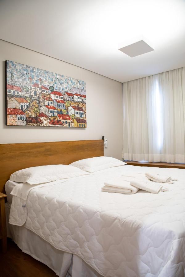 Espaco 250 - Apto Mobiliado, 3 Quartos, Sendo Uma Suite, Banheiro Social, Cozinha Completa, Sala De Estar, Ar Condicionado, Tv E Internet تيرادينتيس المظهر الخارجي الصورة