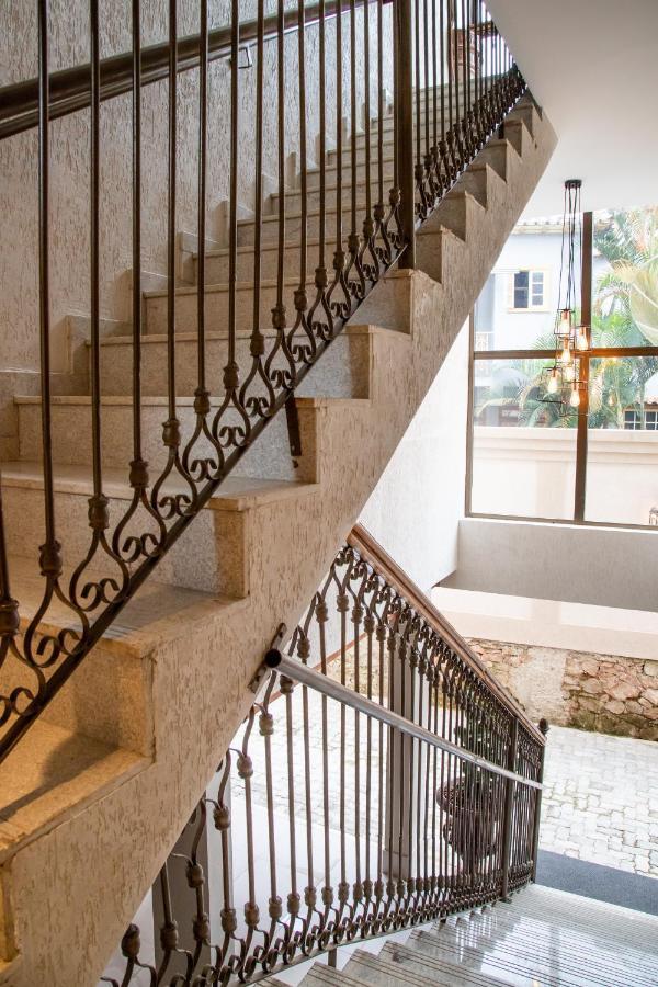 Espaco 250 - Apto Mobiliado, 3 Quartos, Sendo Uma Suite, Banheiro Social, Cozinha Completa, Sala De Estar, Ar Condicionado, Tv E Internet تيرادينتيس المظهر الخارجي الصورة